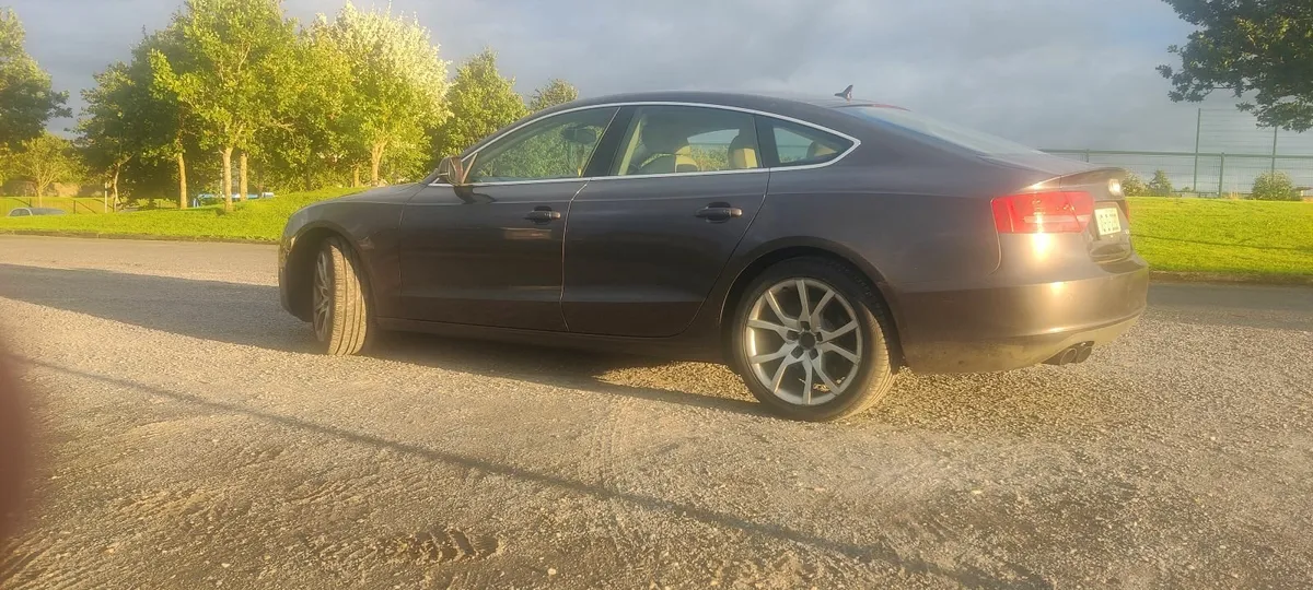 Audi A5 2010 New NCT and Tax €3600 - Image 4