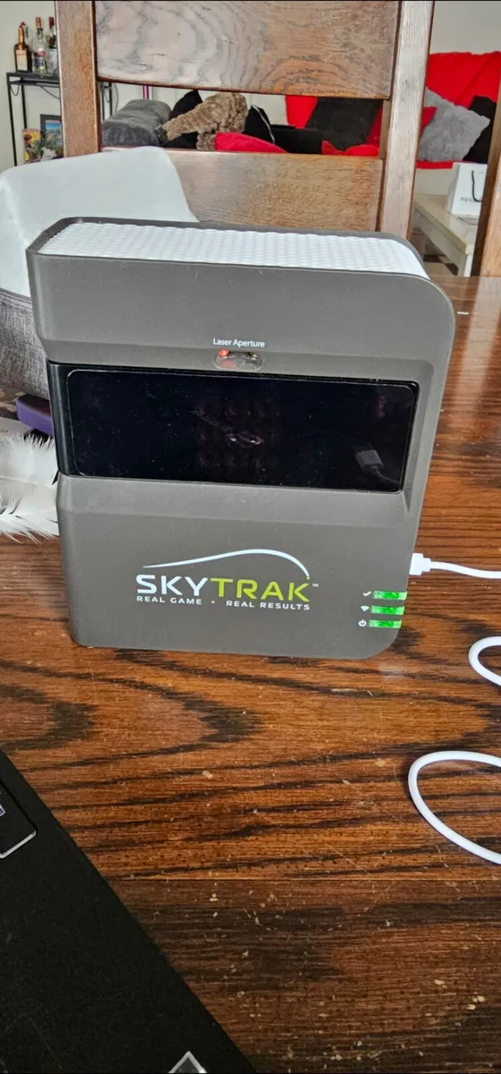 Skytrak golf simulator - Image 1