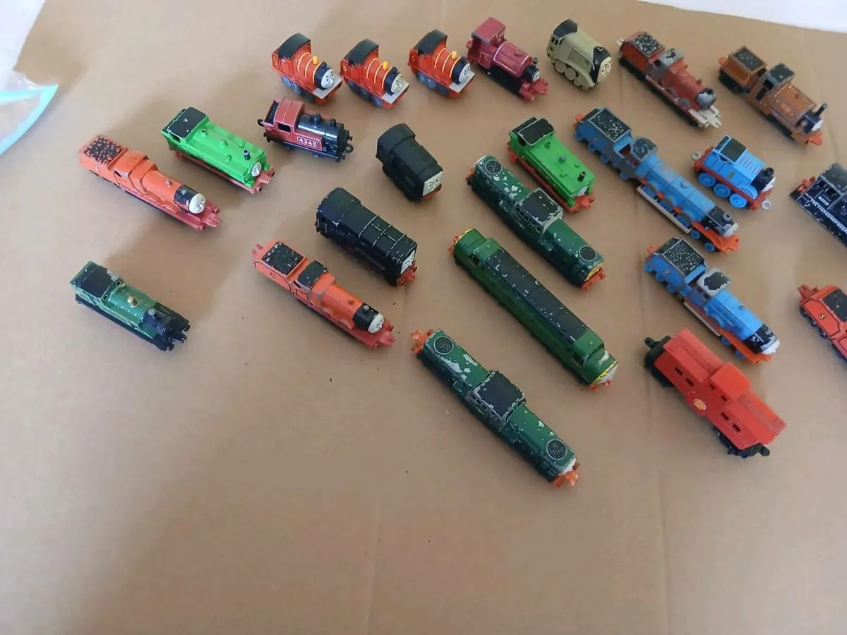 VINTAGE  MODEL  TRAINS - Image 2