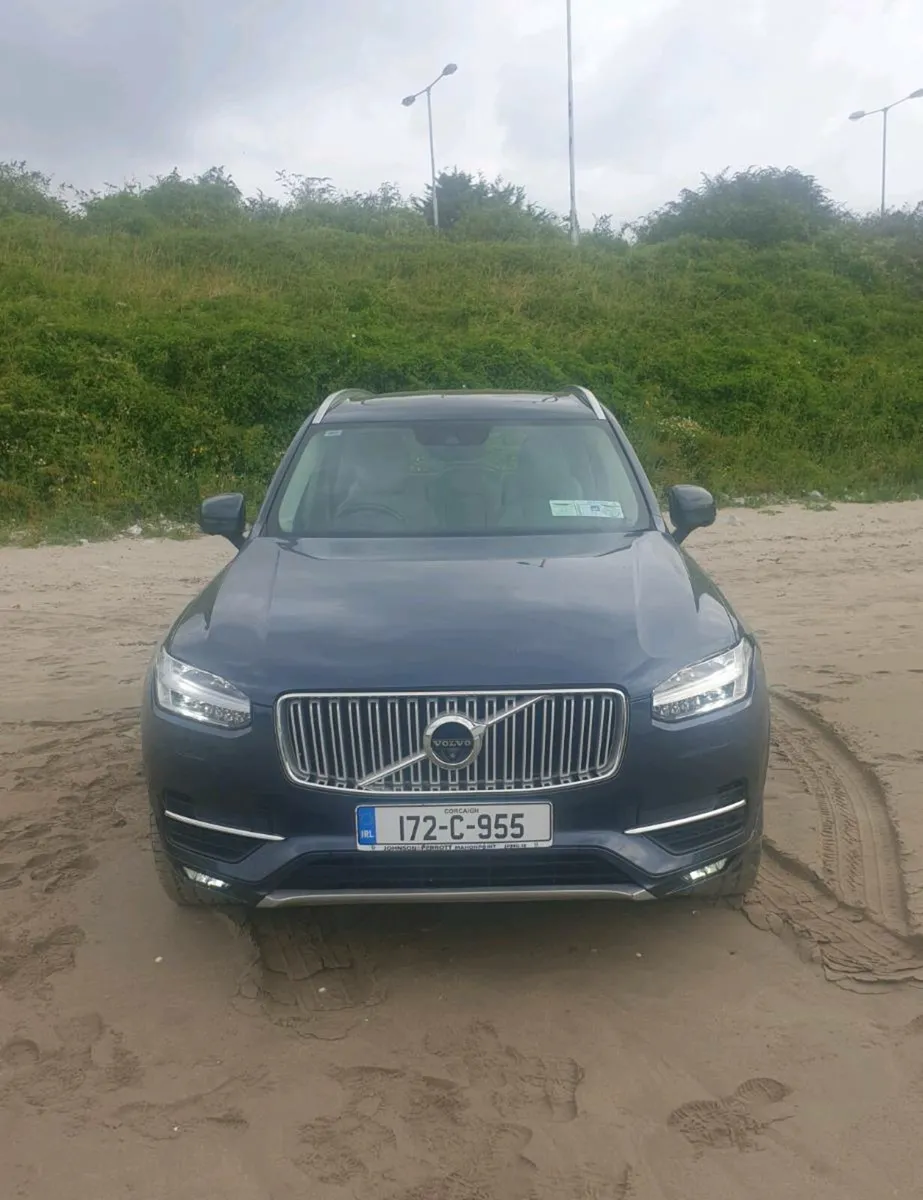 Volvo XC90 2017 - Image 2