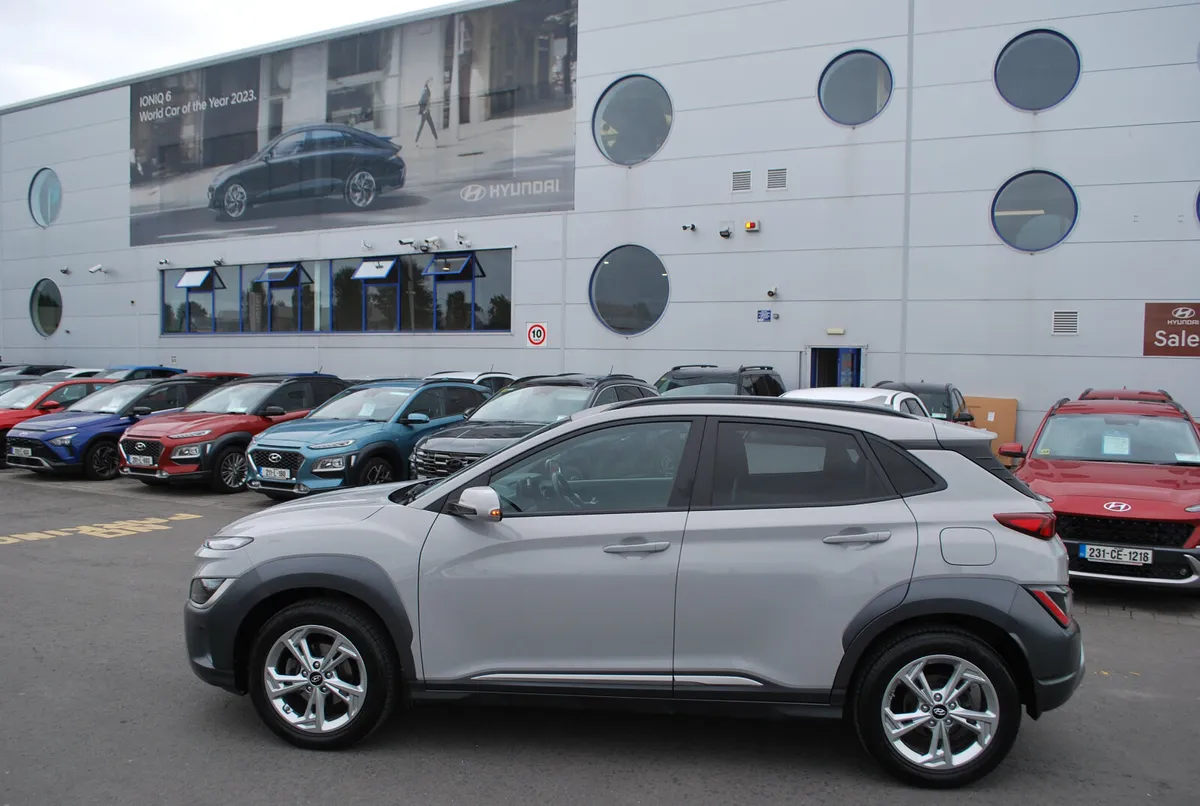 Hyundai KONA 2021 - Image 2