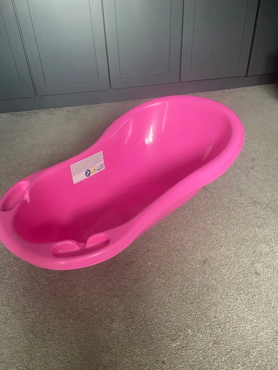 Free Baby bath