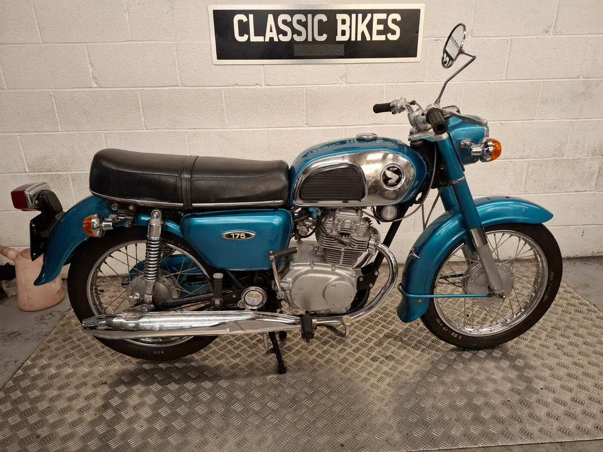 Honda CD175 1971 - Image 1