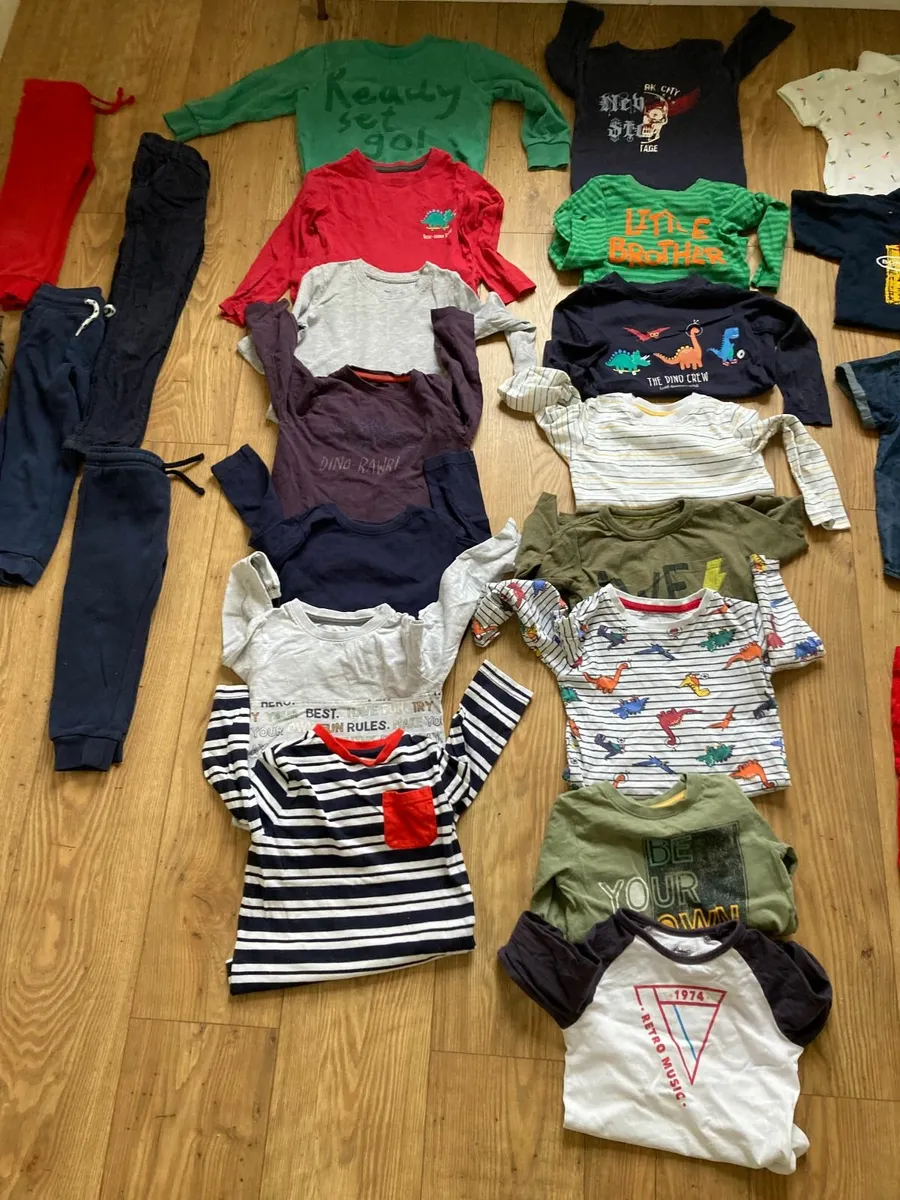 Boys Bundle 3-4 yrs - Image 2