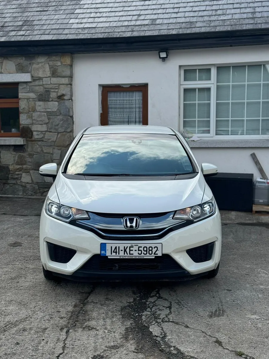 2014 Honda Fit Hybrid Leather Seats 2 keys new NCT - Image 2