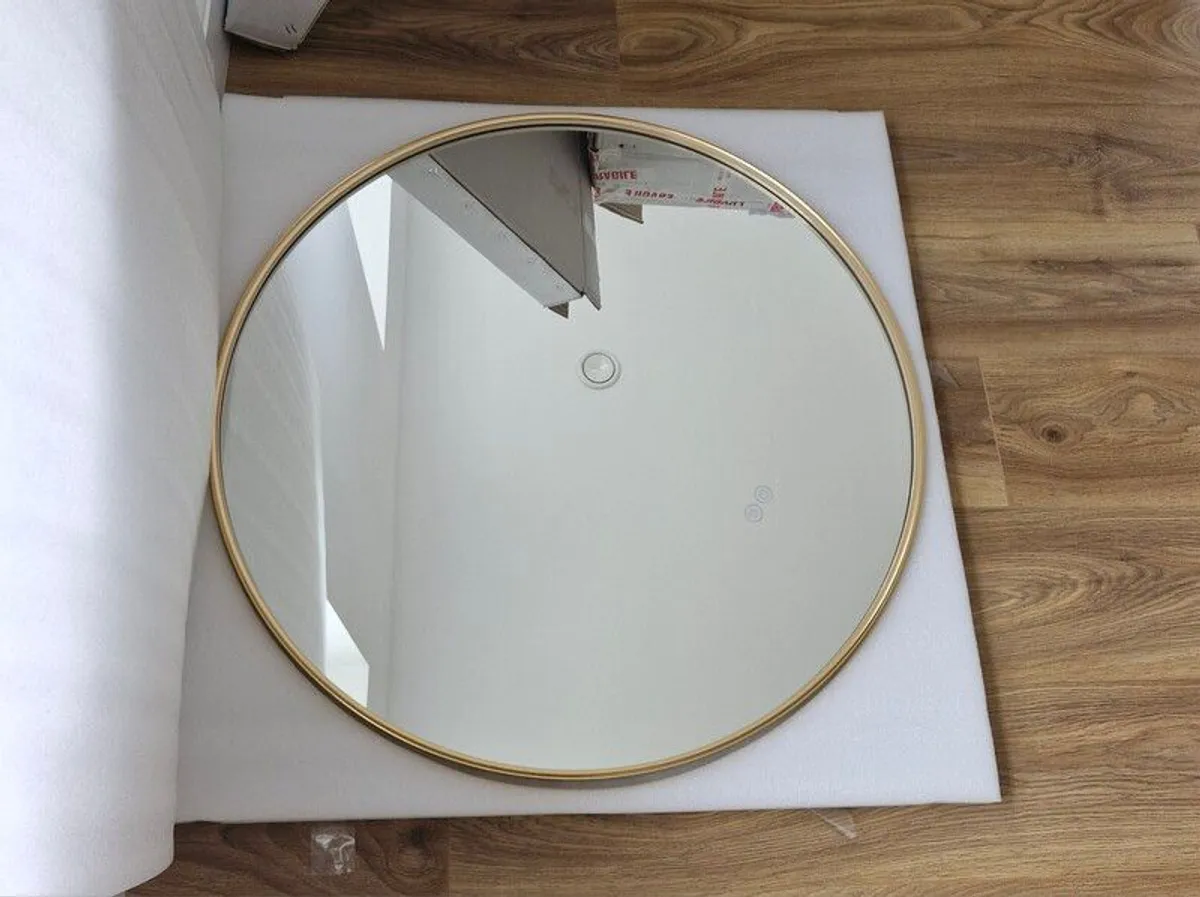LED Bathroom Circular Gold Mirror -Defogging Function 80 cm - Image 1