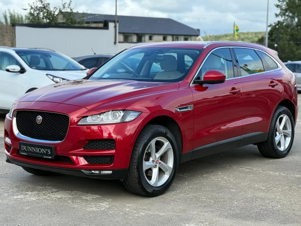 Jaguar F-Pace, 2016, 2.0 D AWD PORTFOLIO 5DR AUTO - Image 4