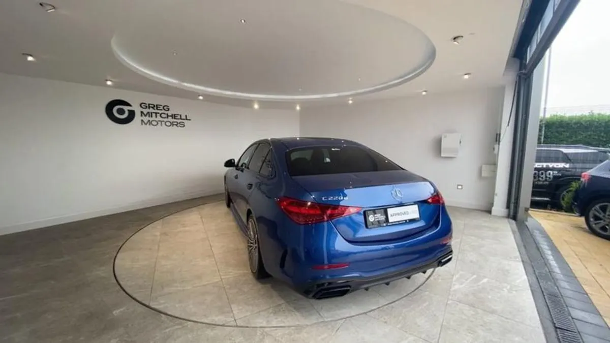 Mercedes-Benz C-Class C220d AMG Line Premium 4dr - Image 3