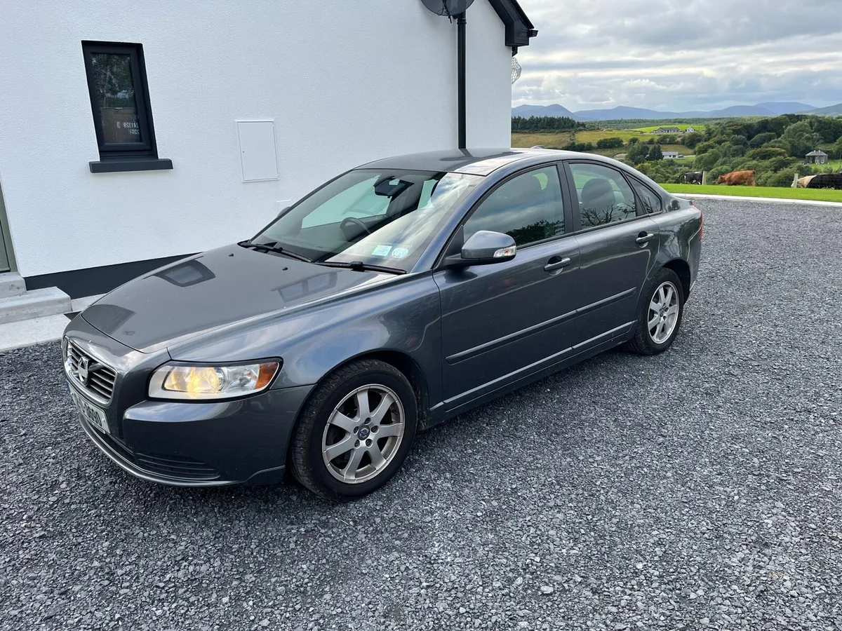 Volvo S40 D3 - Image 2
