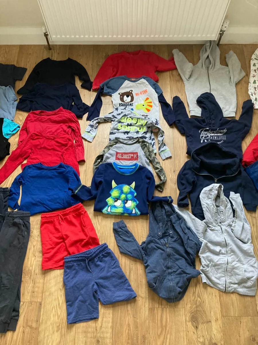 Boys Bundle 6-7 yrs - Image 4
