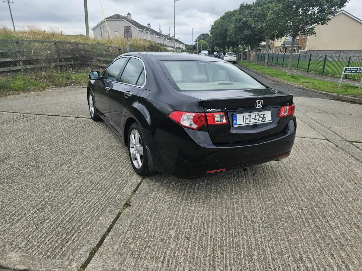 2011 Honda Accord 2.2 I-DTEC EX 4 DR - Image 3
