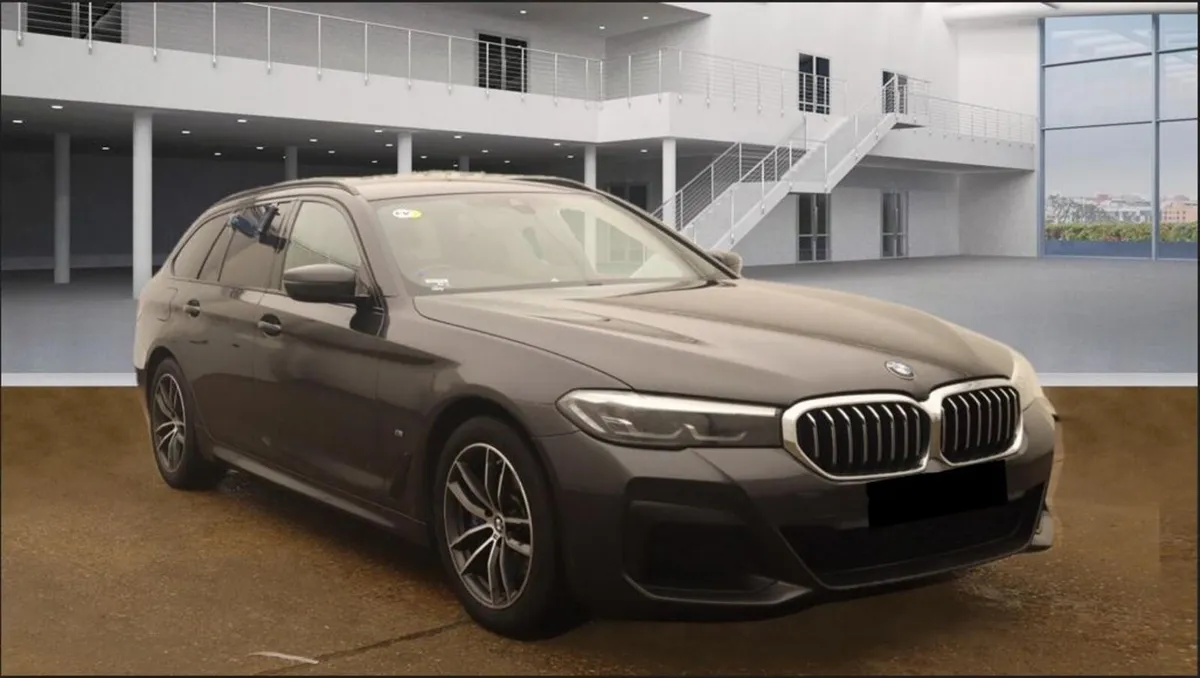 2021 BMW 5 SERIES 530e ESTATE M SPORT AUTO 292BHP - Image 1