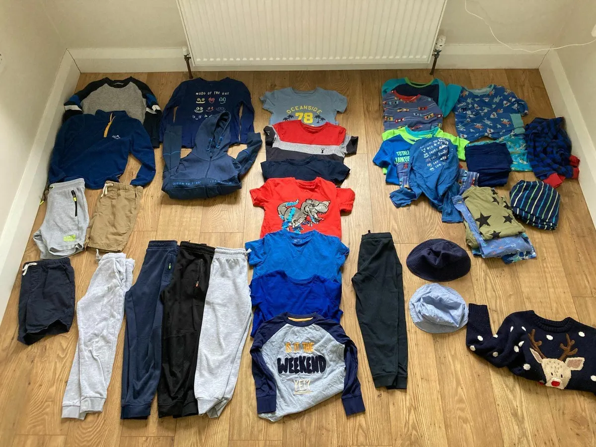 Boys Bundle 7-8 yrs - Image 1