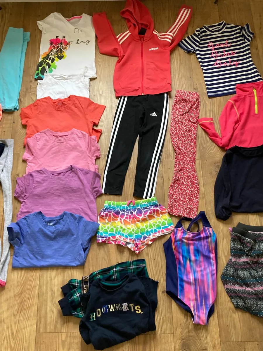Girls Bundle 7-8 yrs - Image 4