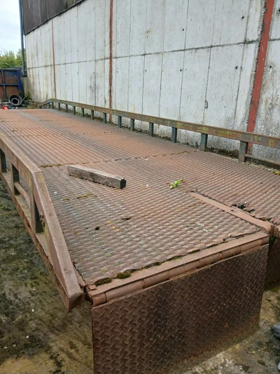 Container loading ramp - Image 2