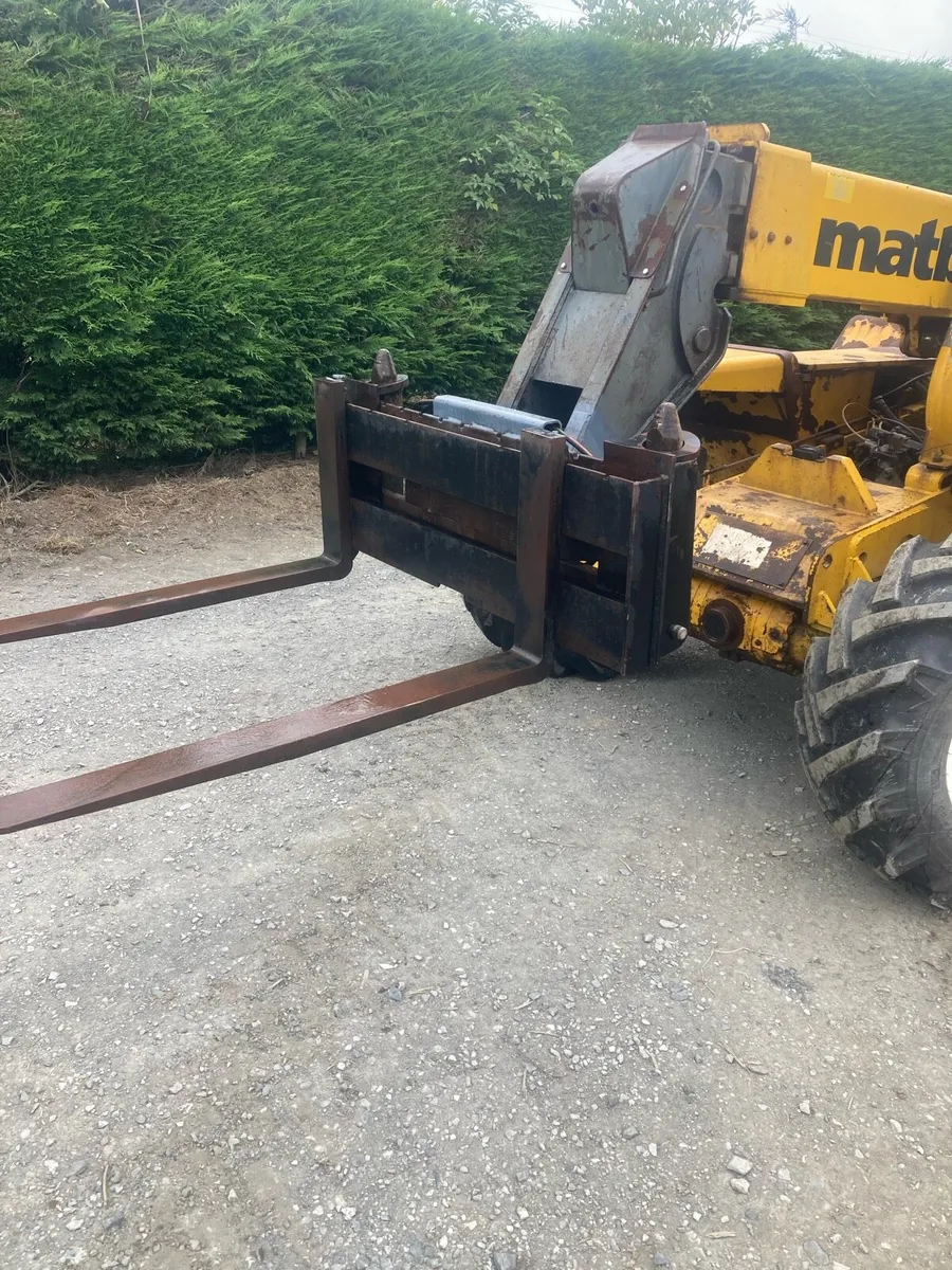 Pin & cone pallet forks / Matbro loader - Image 4