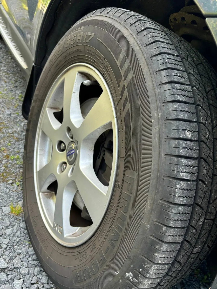 Volvo XC60 - Image 2