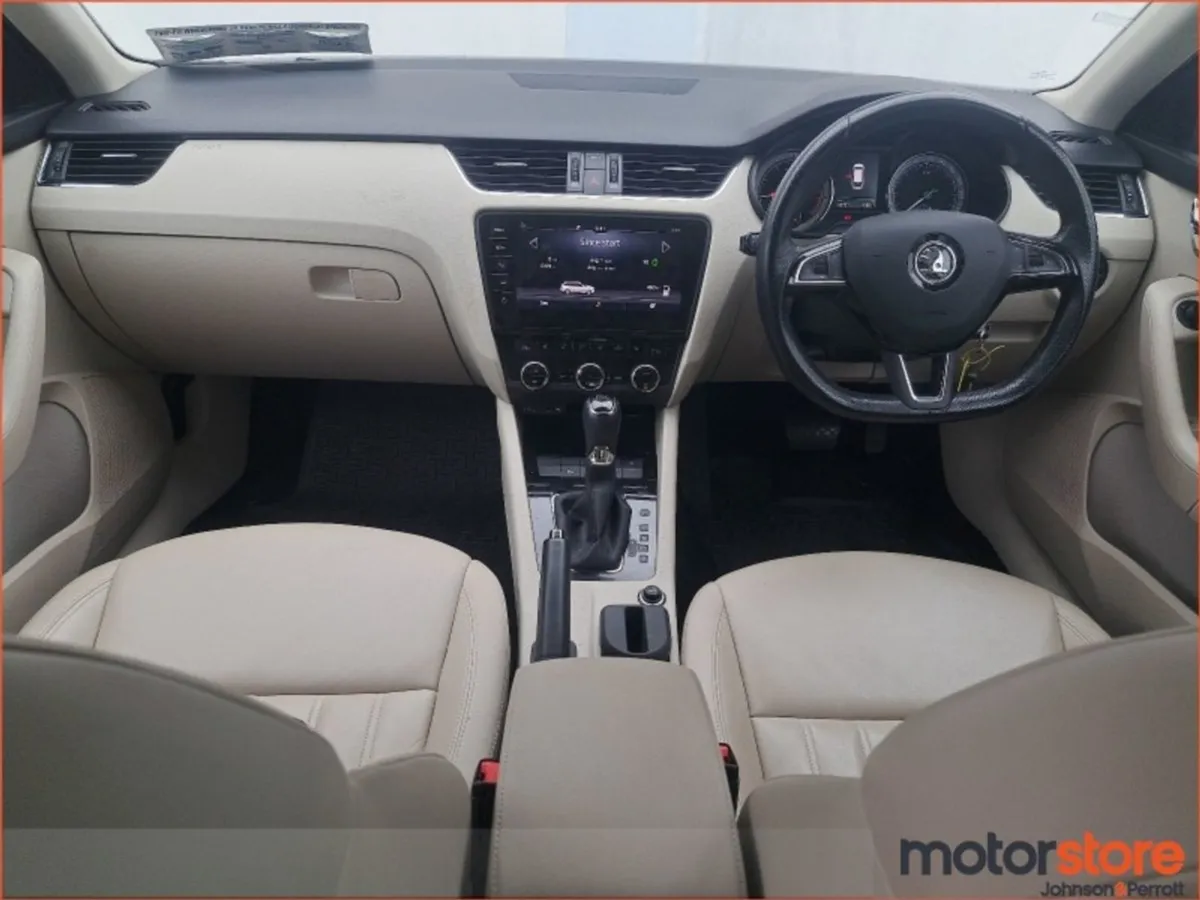 Skoda Octavia Combi Style 1.0tsi 115HP DSG  very - Image 4