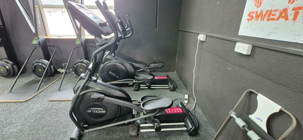Crosstrainer - Image 2