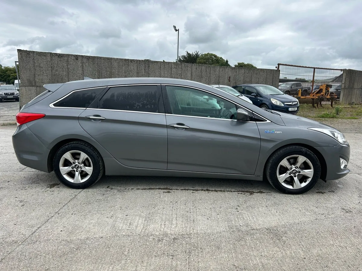 2014 HYUNDAI I40 1.7 CRDI STYLE - Image 2