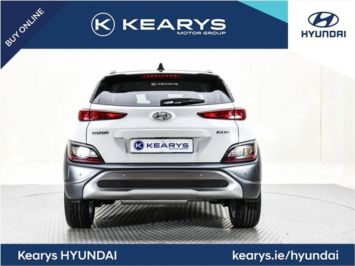 Hyundai Kona Executive 2 Tone  Low KM - Image 3