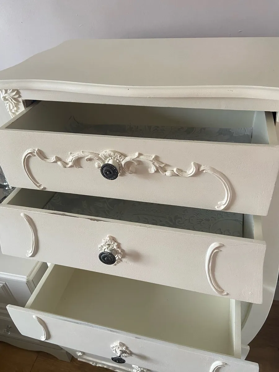 Chest of Drawers - Image 3