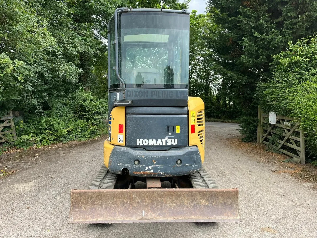 Komatsu PC27 - Image 3