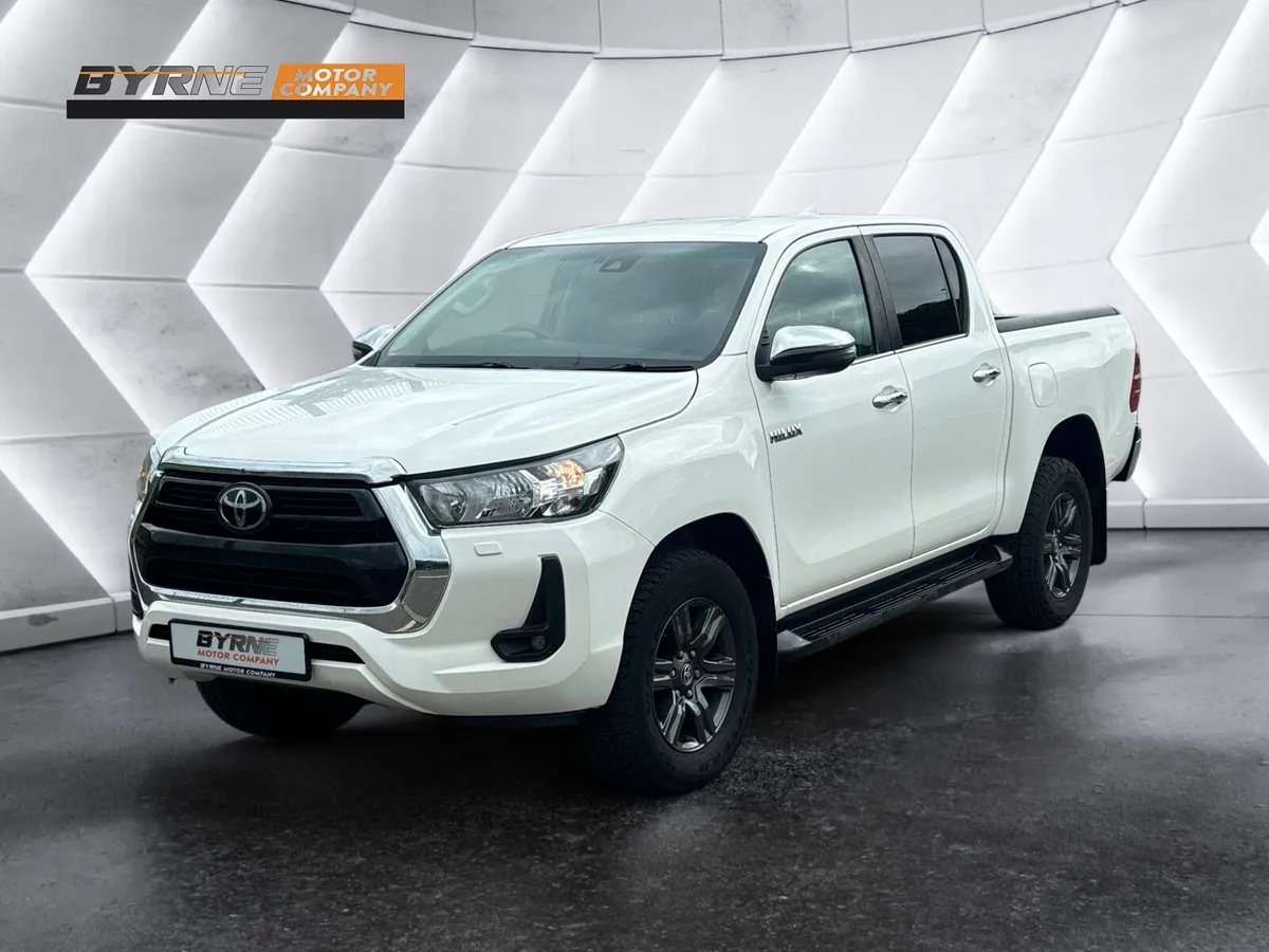 TOYOTA HILUX 2.4D ICON MANUAL, 2022 - Image 1