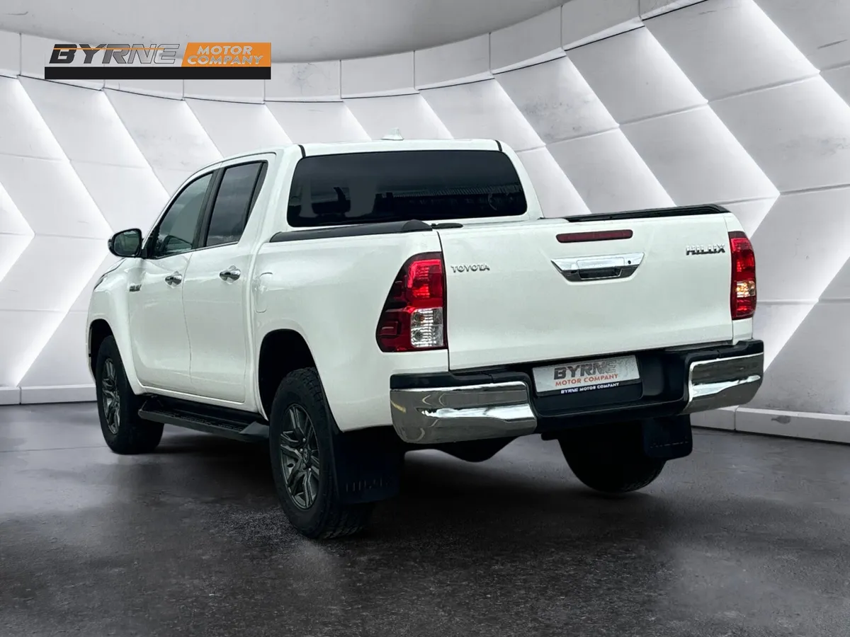 TOYOTA HILUX 2.4D ICON MANUAL, 2022 - Image 3