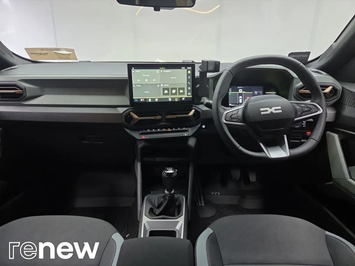 Dacia Duster TCe 130 Extreme - Image 3