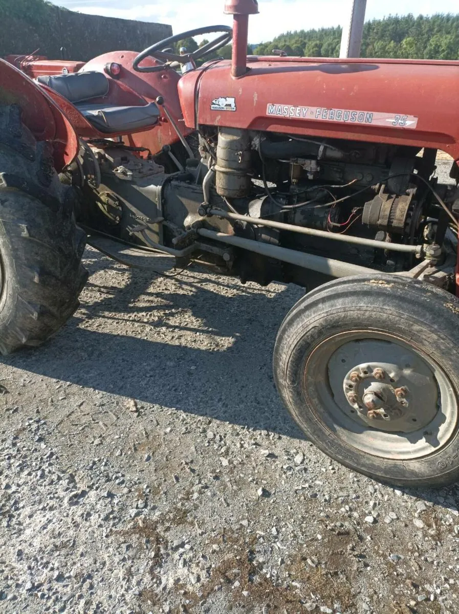 Massey Ferguson 35 - Image 1