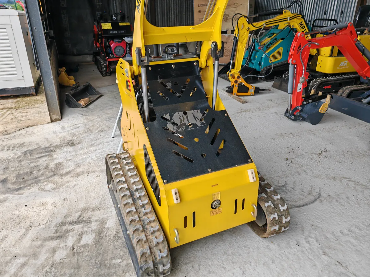 Skidsteer Macpro  MPS300 New - Image 2