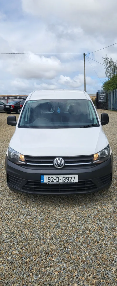 Beautiful VW Caddy 2019 - Image 3