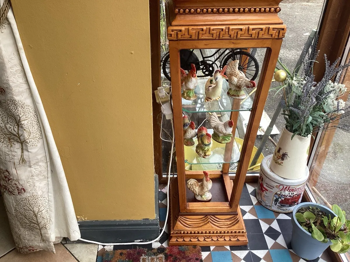 Display hall stand