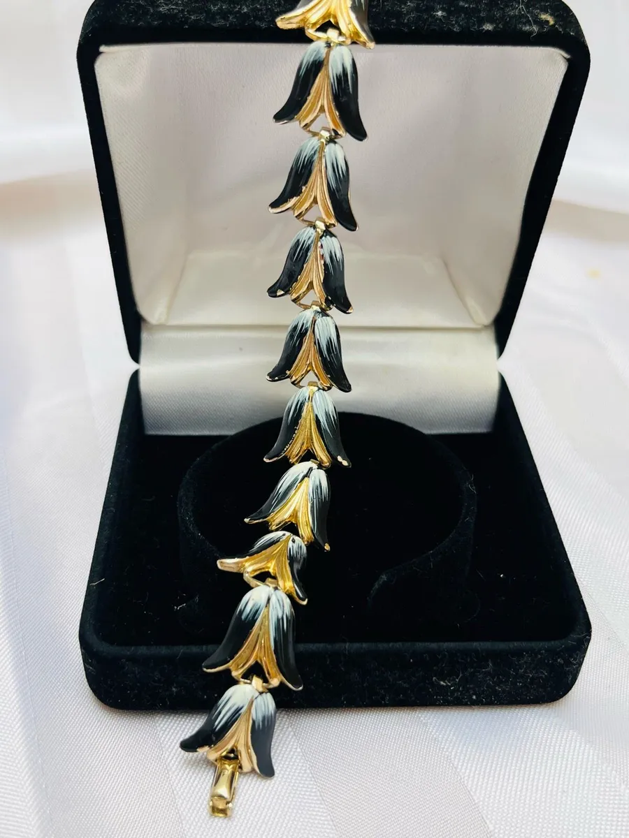 Antique bracelet - Image 1