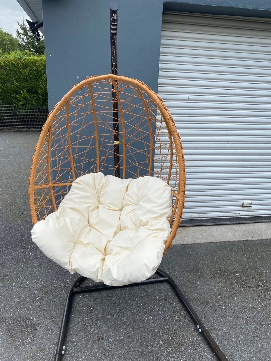 Egg chair - Image 1