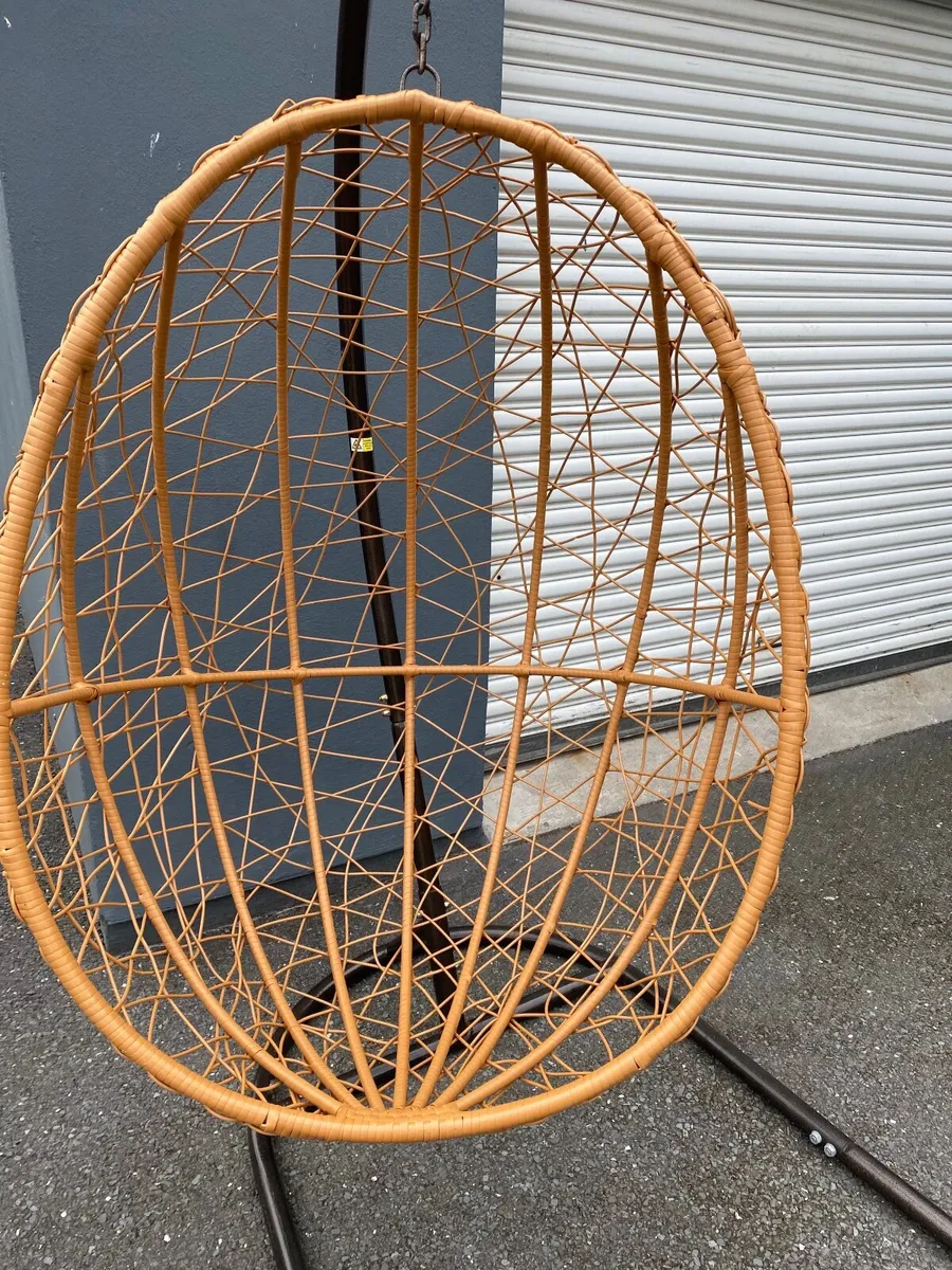 Egg chair - Image 4