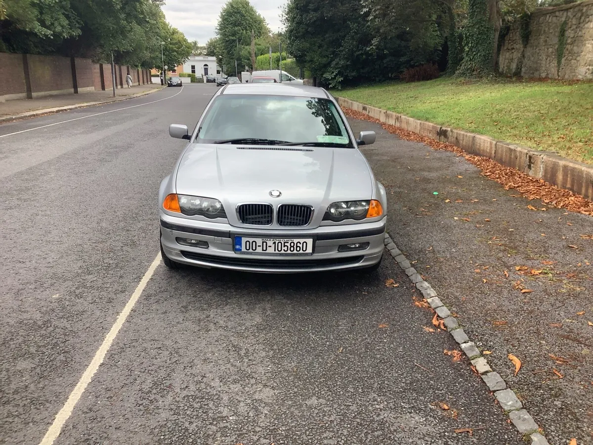 BMW saloon - Image 1
