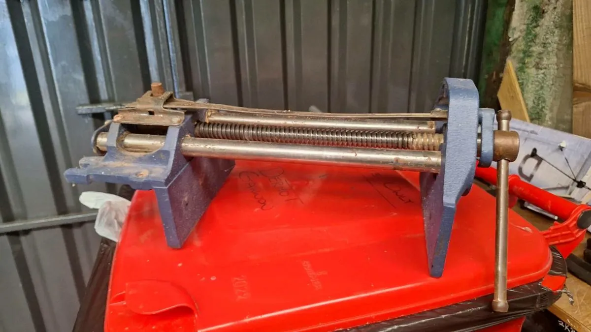 Woodwork vice 3 available - Image 3