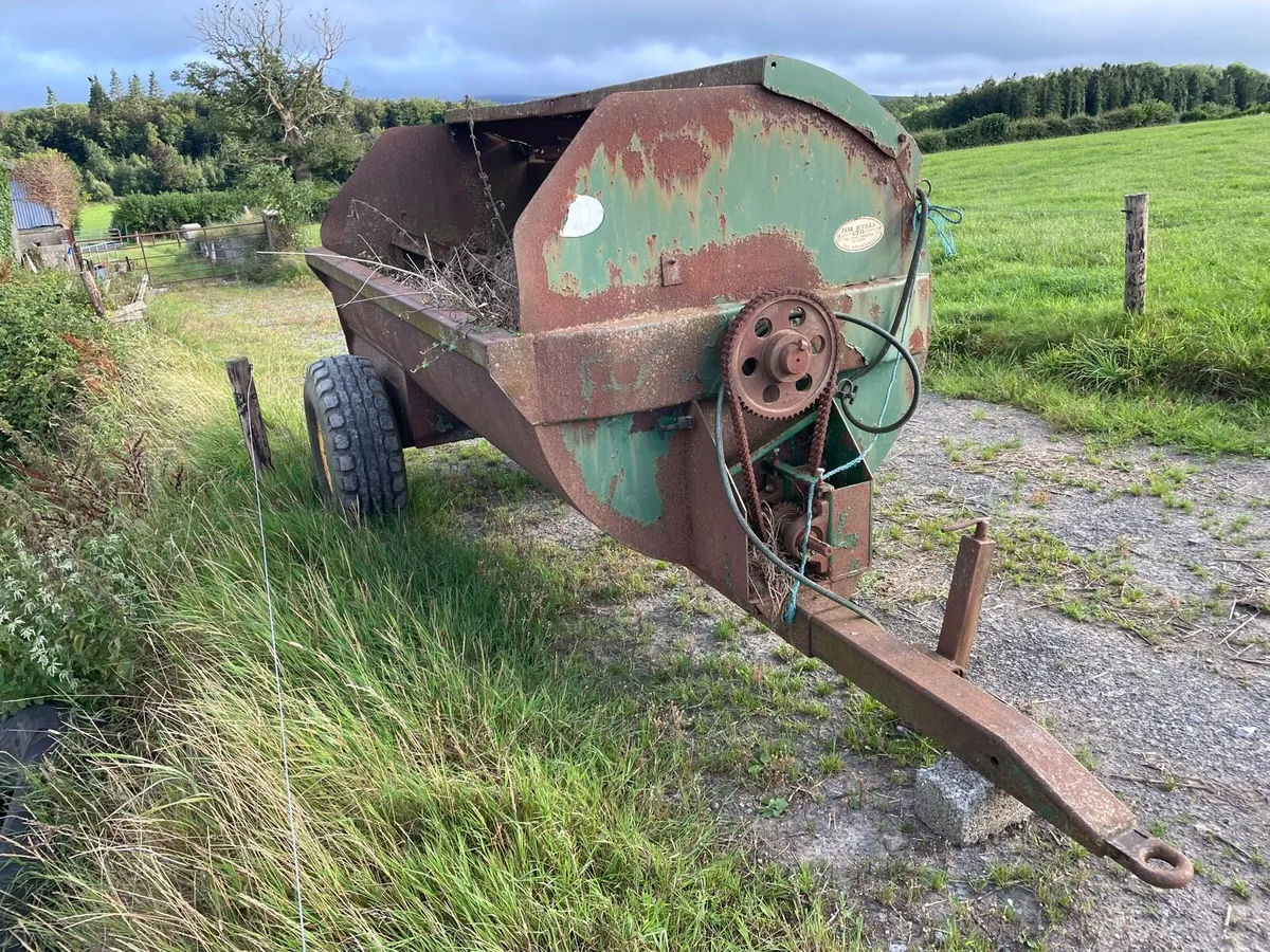 Fraser dung spreader - Image 1