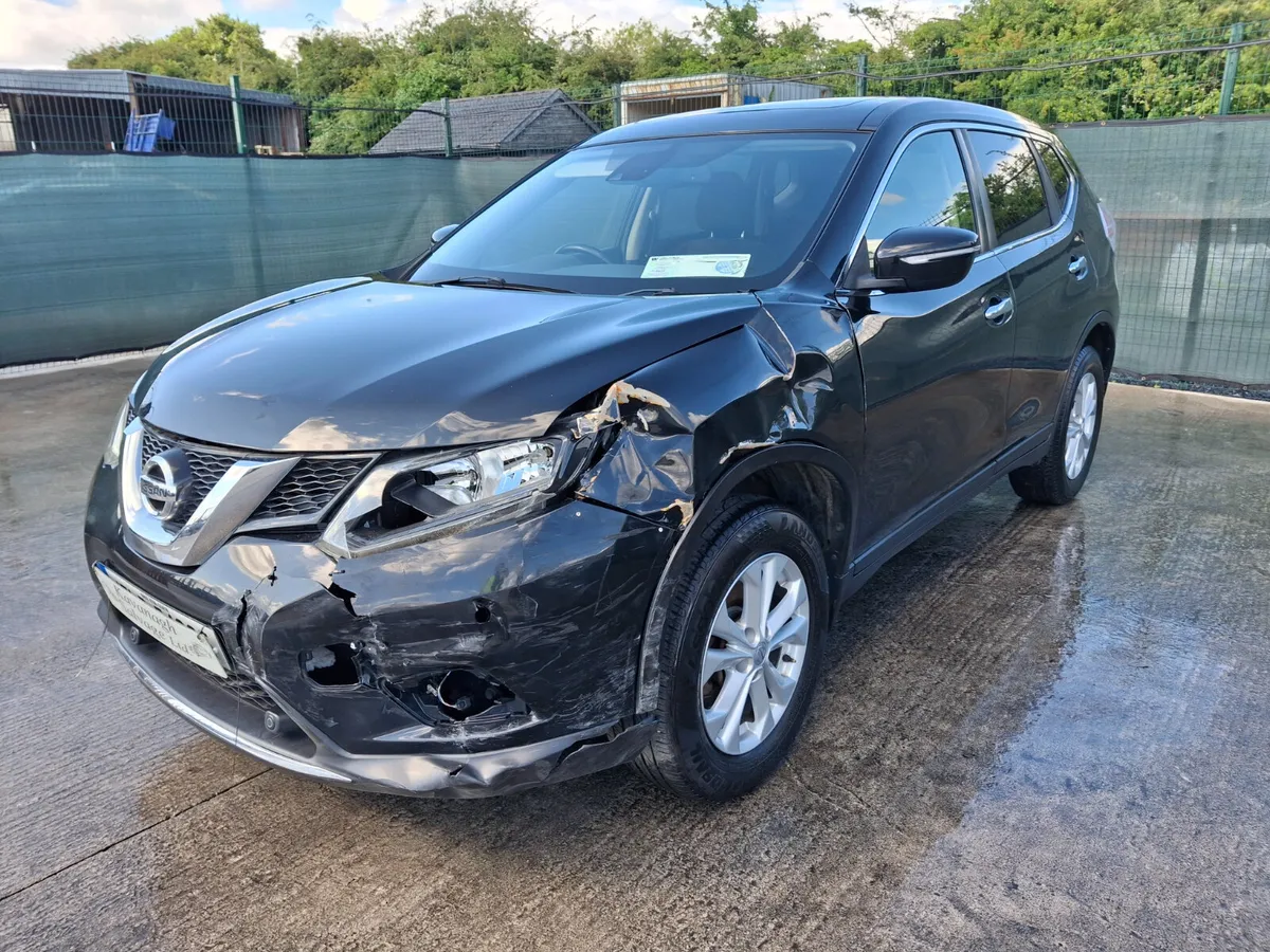 2017 Nissan Xtrail 7 Seater very light damage - Image 4