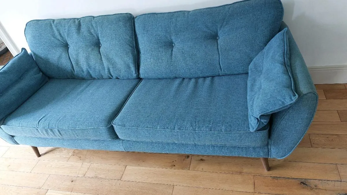 Blue 4 and 2 seater sofa - Image 4