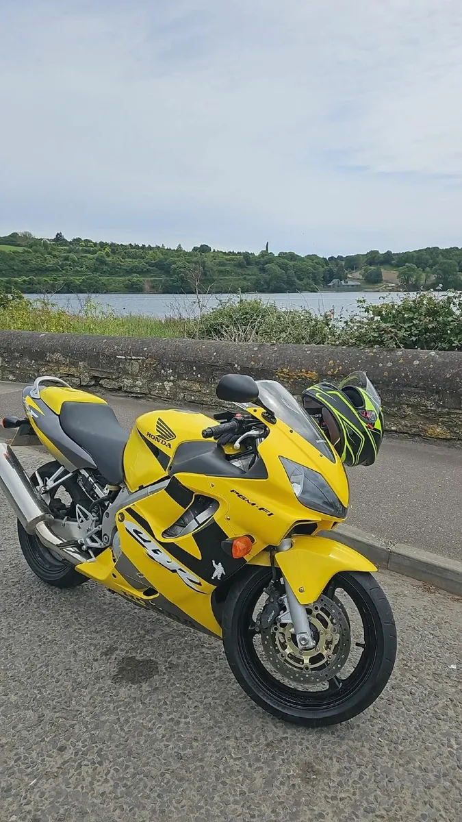 CBR 600 F4i PGM - Image 3