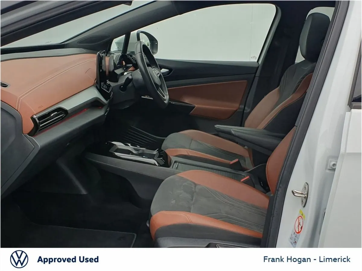 Volkswagen ID.4 Family 77kwh 204HP Sunroof Call P - Image 4