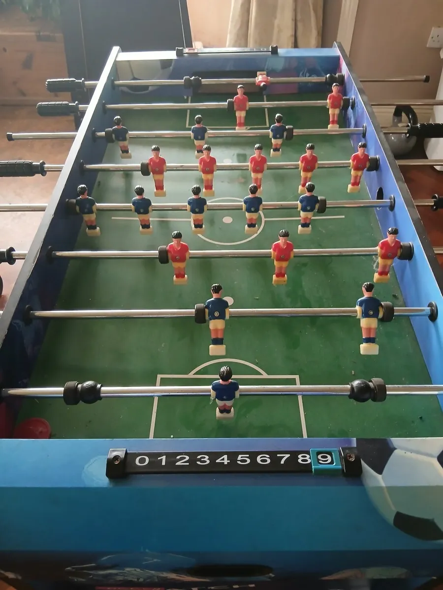 Fuse ball table - Image 1