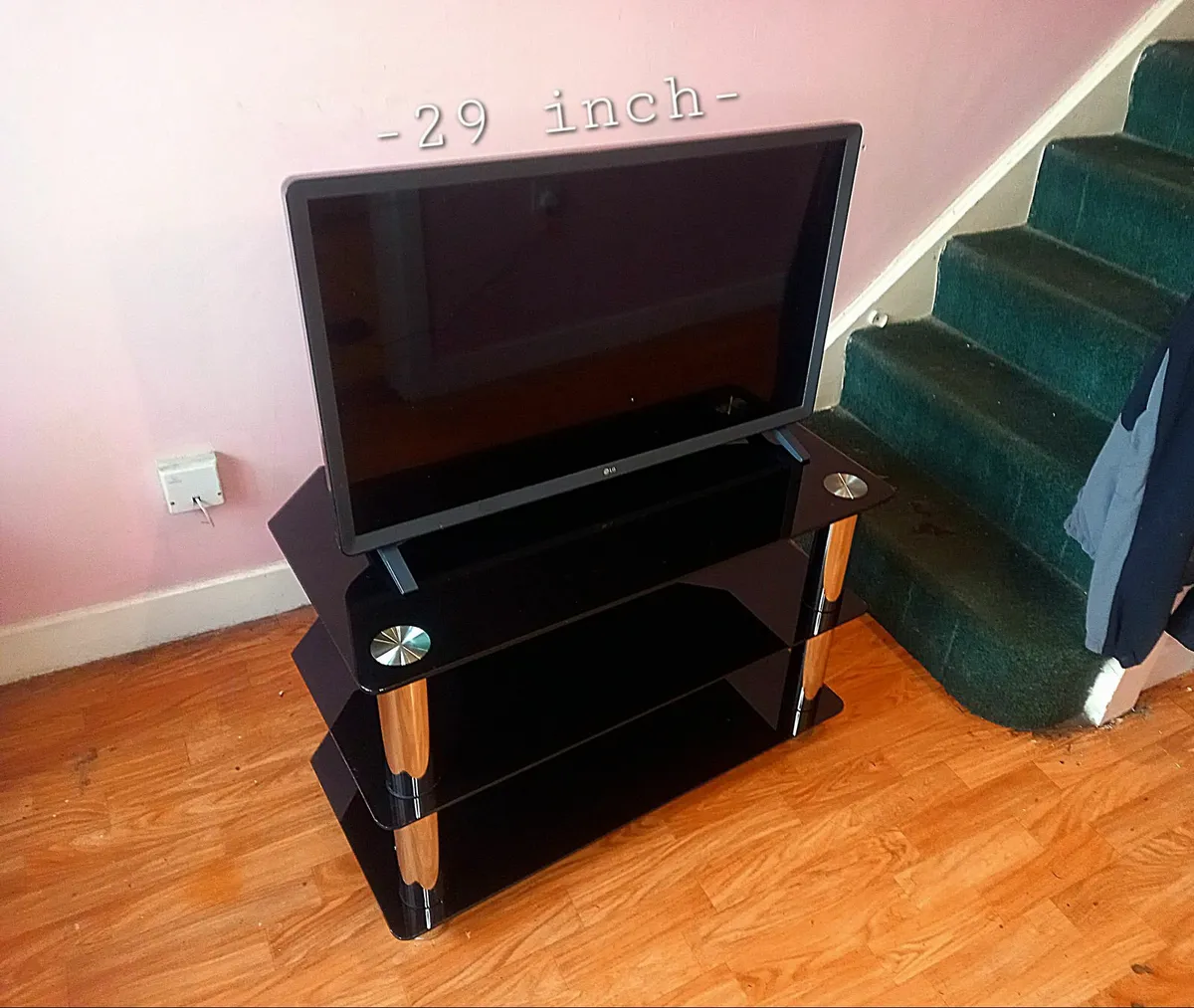 ▪️ Glass TV Unit - Modern Design ▪️ - Image 3