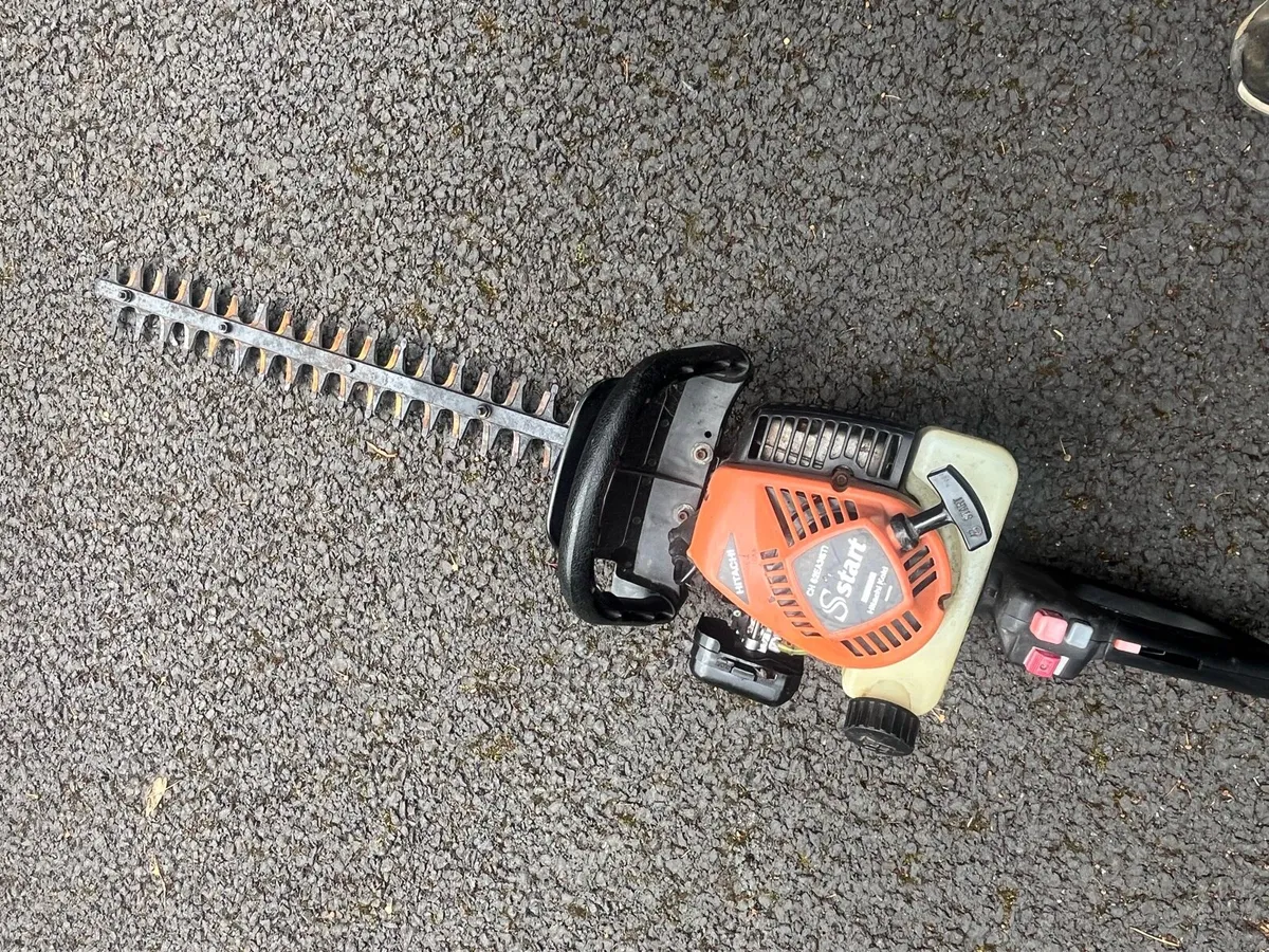Hedge trimmer - Image 1