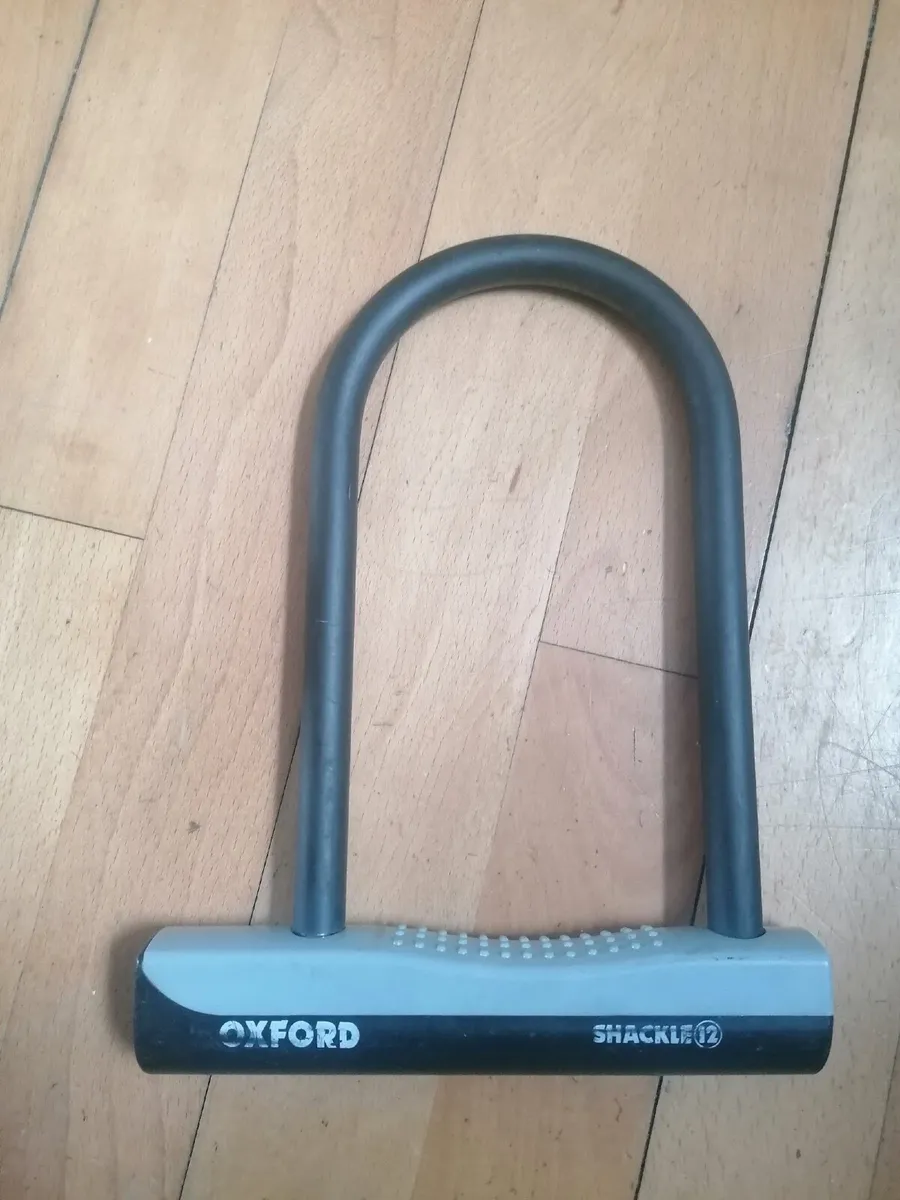Bike U-lock - Image 1