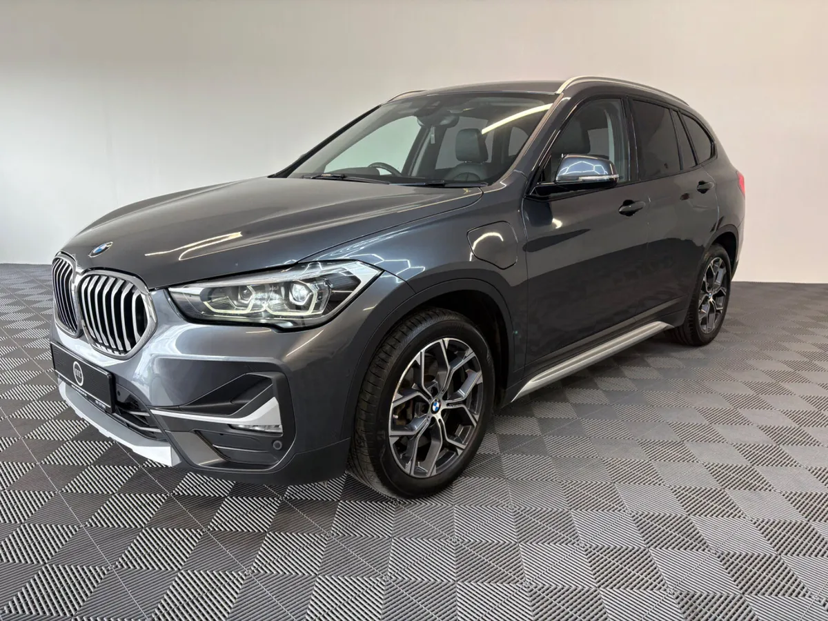 2021 BMW X1 X line 1.5 Phev - Image 4