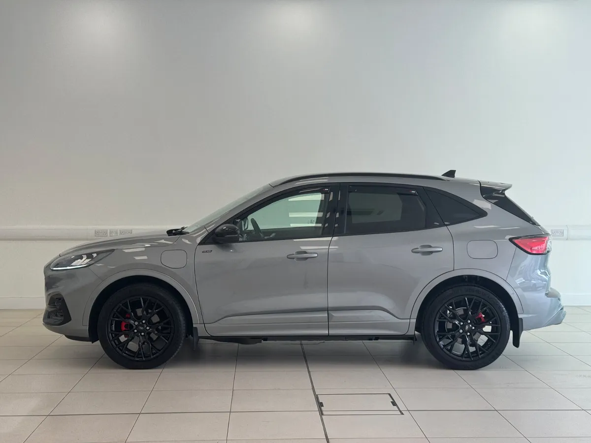 Ford Kuga 2023 - Image 4